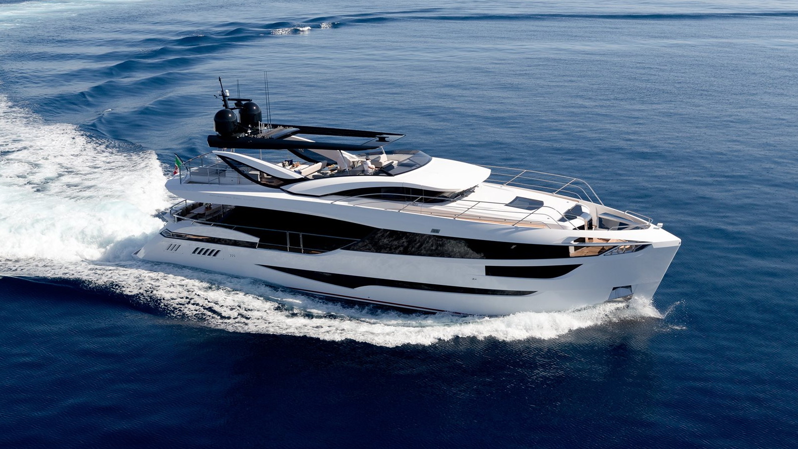 Dominator Ilumen 28 metre - Phuket Yachts For Sale 