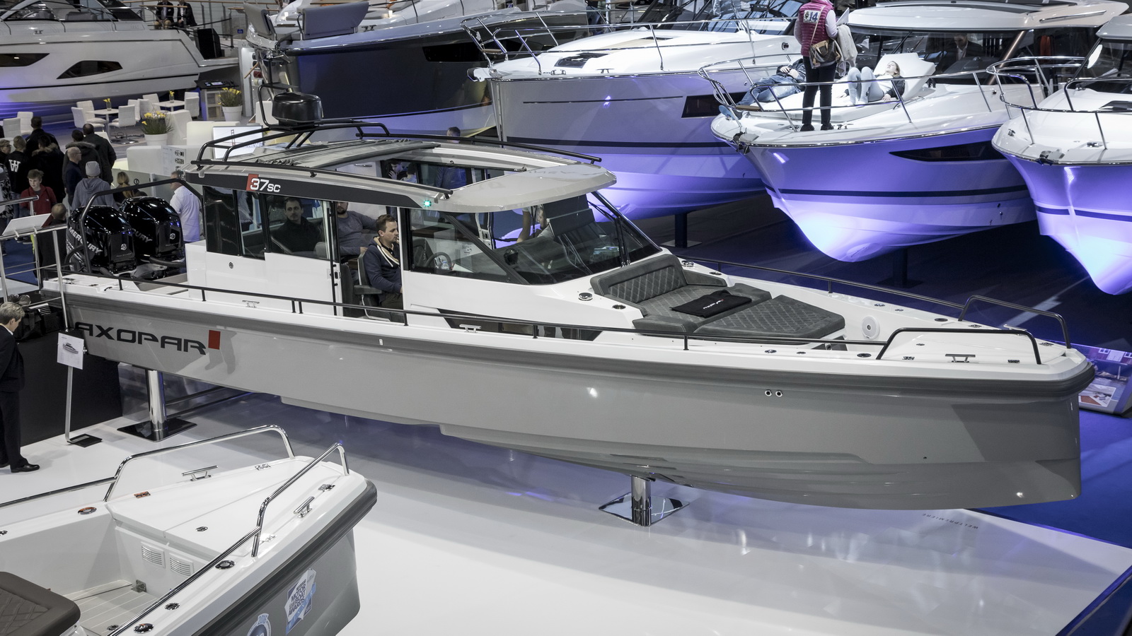 Axopar 37 Sports Cabin Phuket Yachts For Sale Derani Yachts